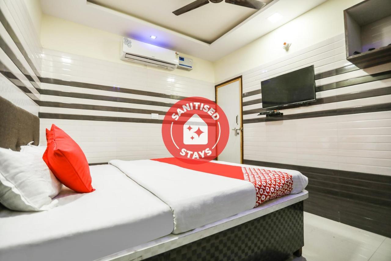 Oyo 71693 Starlight Hotel Gangānagar Exterior photo