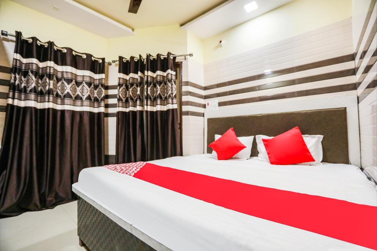 Oyo 71693 Starlight Hotel Gangānagar Exterior photo
